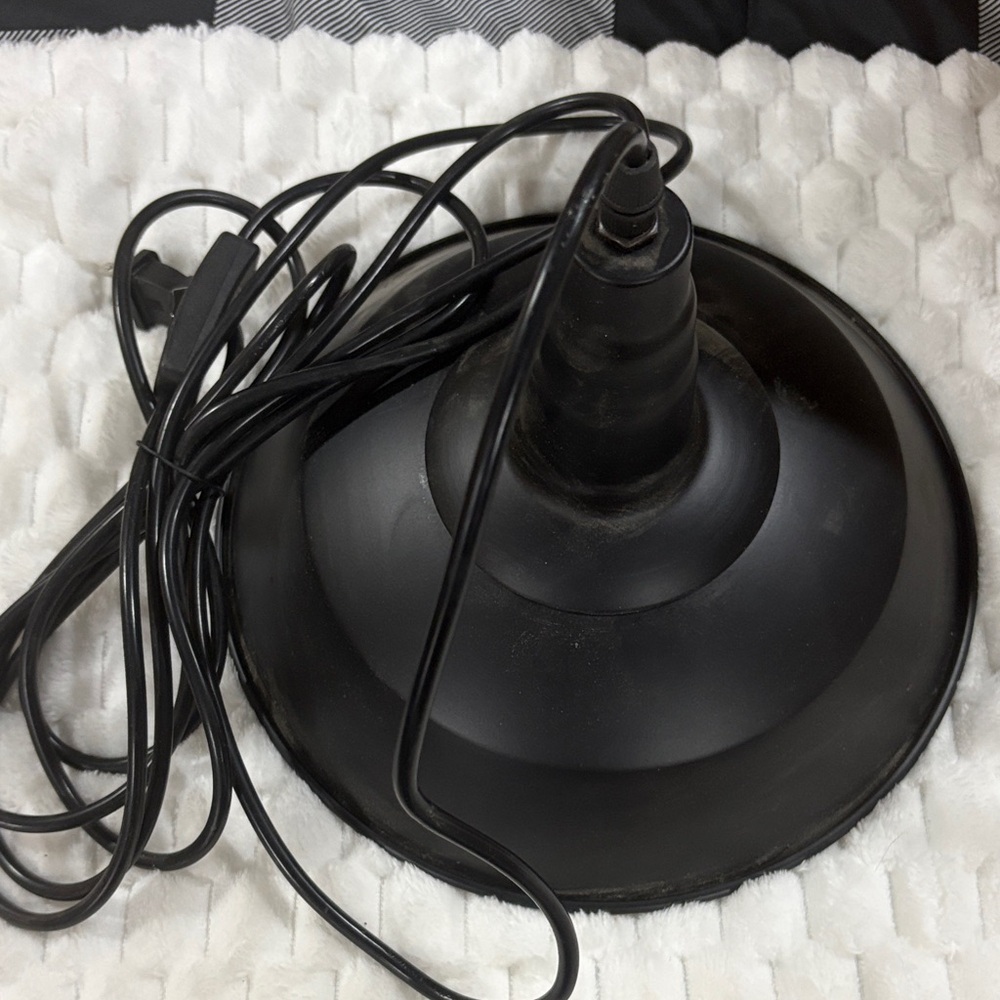 4 Hanging Light Fixtures